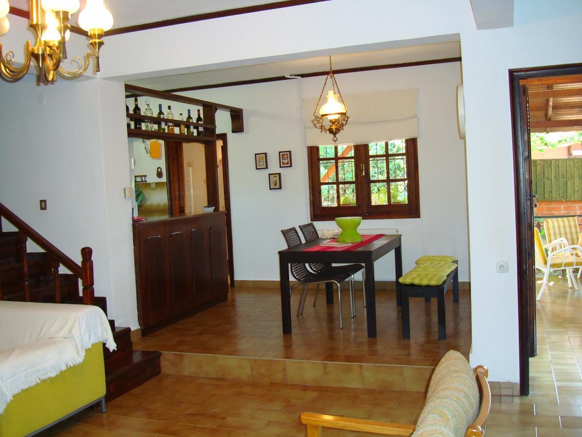 Villa Afroditi Vrasná Exterior foto